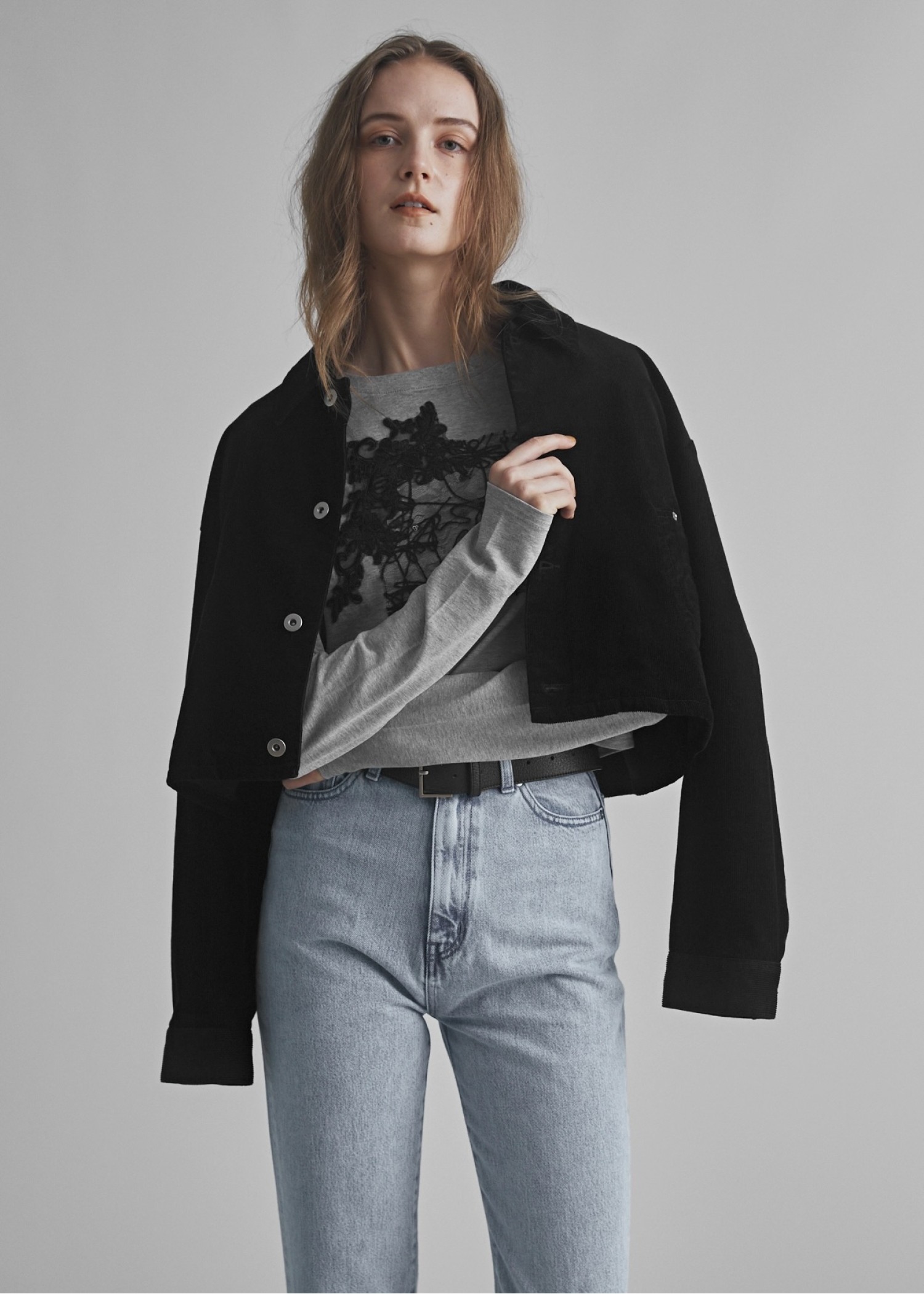 lace motif arrangement long T